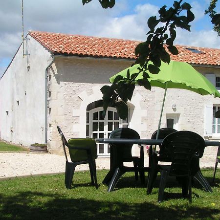 la maison d'Amélie Saint-Fort-sur-Gironde Extérieur photo